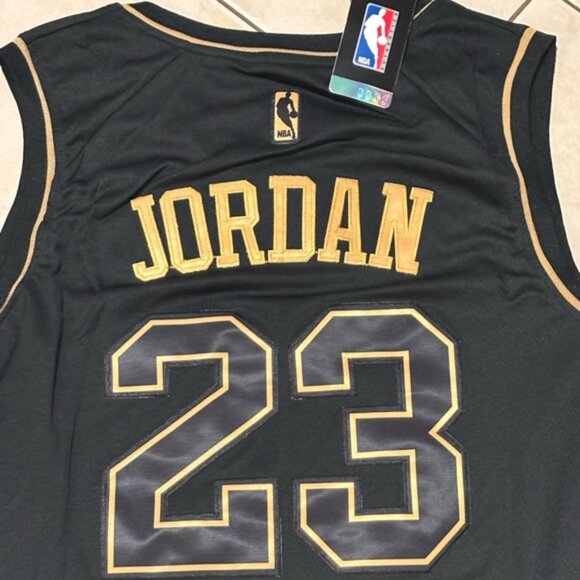 Chicago Bulls Michael Jordan # 23 Jersey Black/Gold , Unisex - Picture 3 of 12